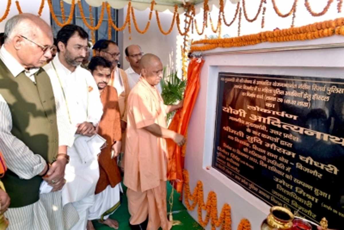 पहले होते थे दंगे, अब निवेशकों की पहली पंसद बना उत्तर प्रदेश : मुख्यमंत्री योगी